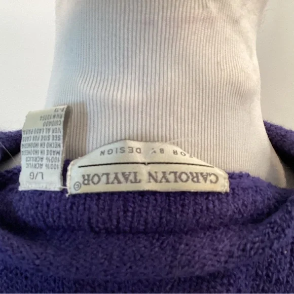 Vintage Carolyn Taylor Women's Turtleneck Sweater in Deep Purple - Picture 9 of 10